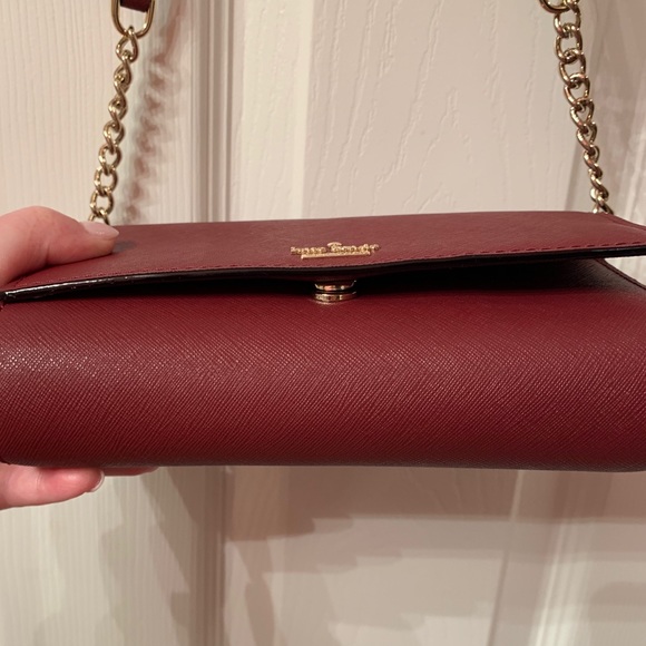 COPY - Gorgeous maroon Kate spade crossbody! 🎀❄️🌹 - Picture 9 of 9